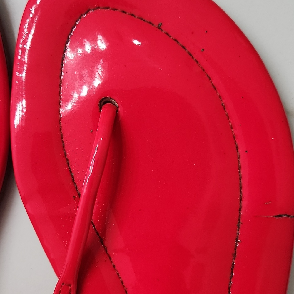 Tory Burch Bright Red Braided Thong Sandals with Gold Logo - Picture 2 of 12